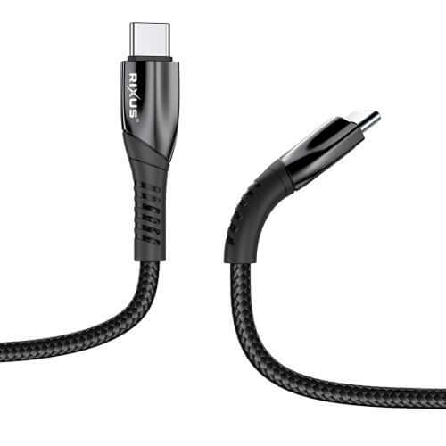 Rixus RXUC30C USB-C datakabel met metalen afwerking voor opladen en gegevensoverdracht.