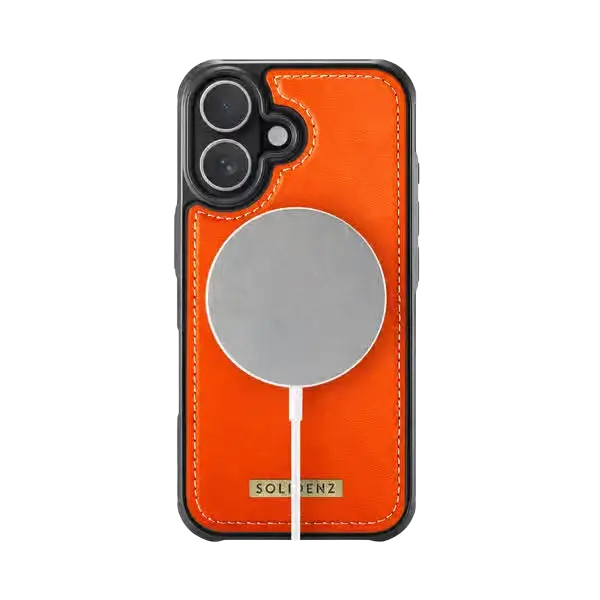 Solidenz MagSafe Wallet Backcover – iPhone 17 Oranje - Back cover met kaarthouder